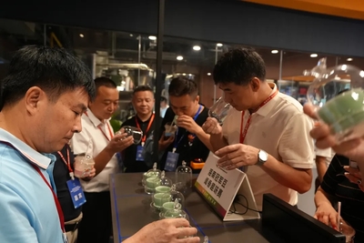 搭平台 促交流 谋合作--企业家组团考察万宁侧记